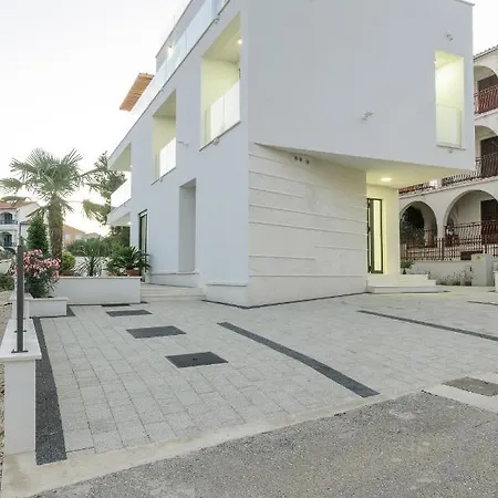 Vila Luxury -heated Pool -jacuzzi