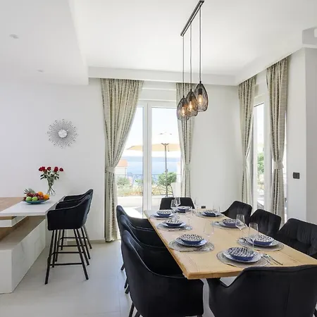 Luxury -heated Pool -jacuzzi Villa Trogir