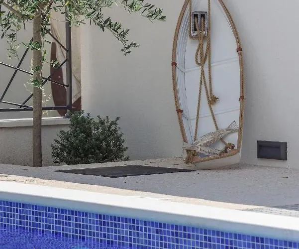 Luxury -heated Pool -jacuzzi Vila