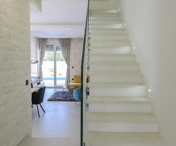 Luxury -heated Pool -jacuzzi Vila Trogir