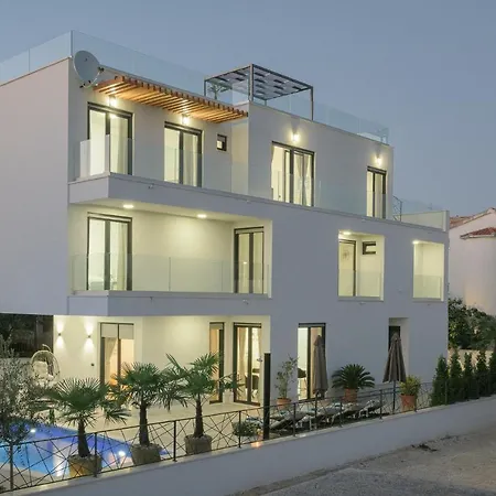 Luxury -heated Pool -jacuzzi Villa *