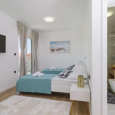 Luxury -heated Pool -jacuzzi Villa *